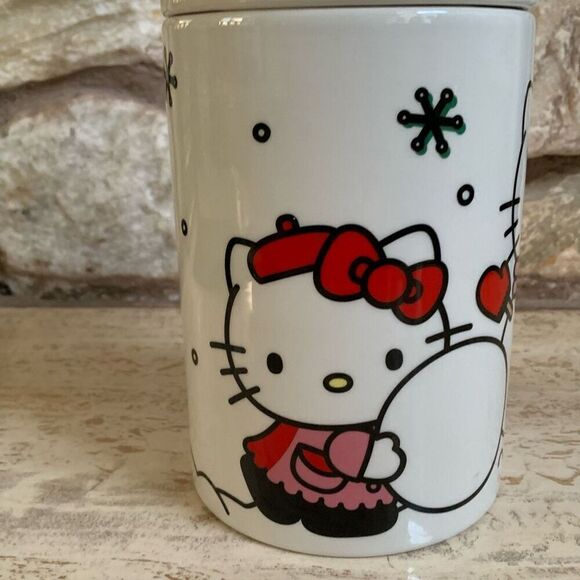 Hello kitty snowman cookie jar - Picture 5 of 12
